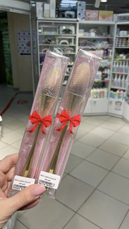 Кисть сметка на ручке